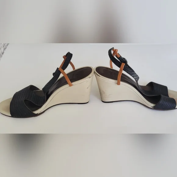 COCLICO Wedge Heel Sandals - Picture 3 of 11